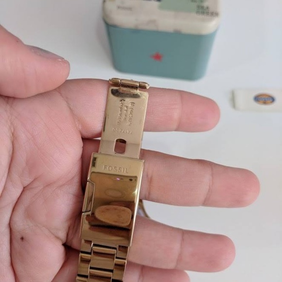 ✨fossil gold watch✨ - Picture 6 of 7